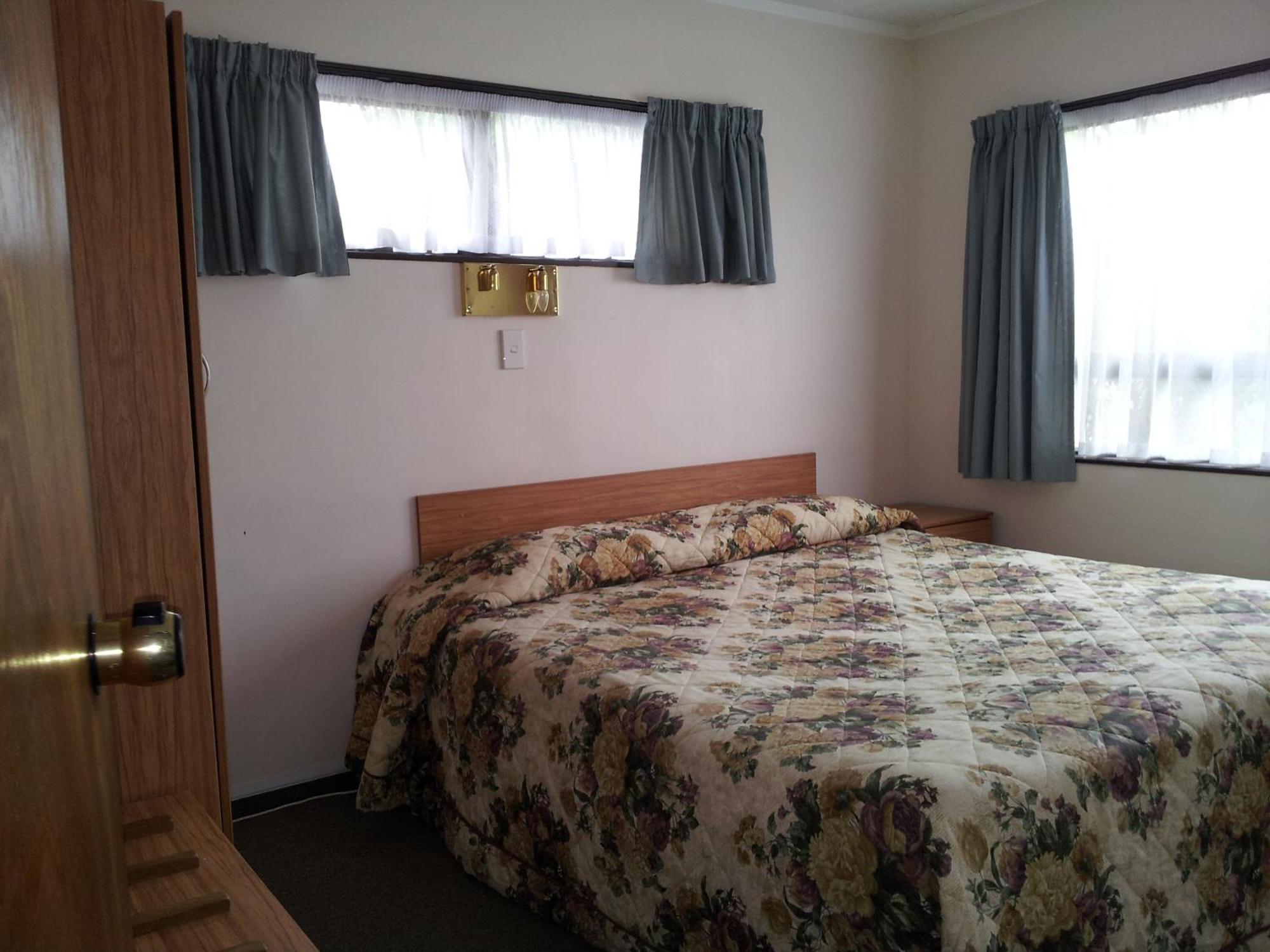 Ace High Motor Inn Napier Esterno foto